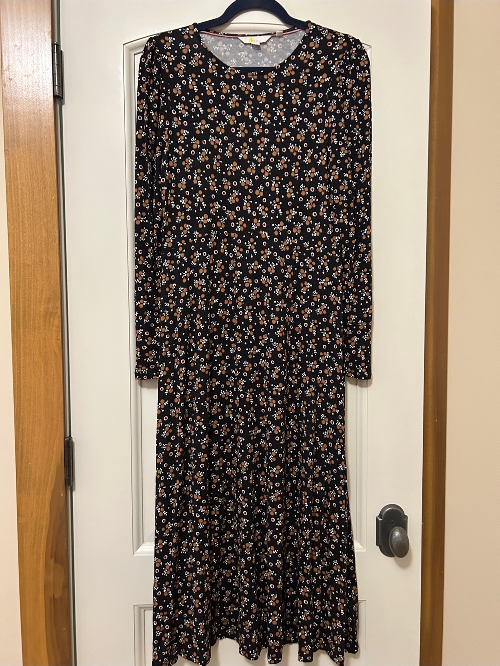 Boden Black Floral Long-Sleeve Maxi Dress Defined Waist. Great Transition toFall